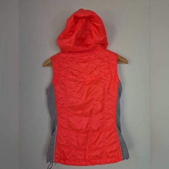 Title Nine Will Power Light Vest, Size XS - Picture 2 of 10